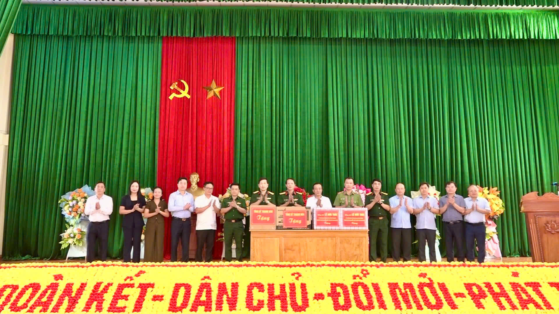 Anh-tin-bai